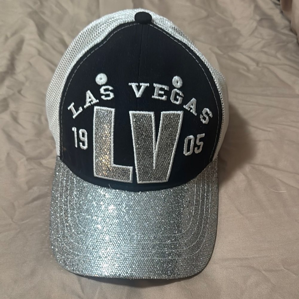 Black and Silver Stylish Hat for Any Occasion